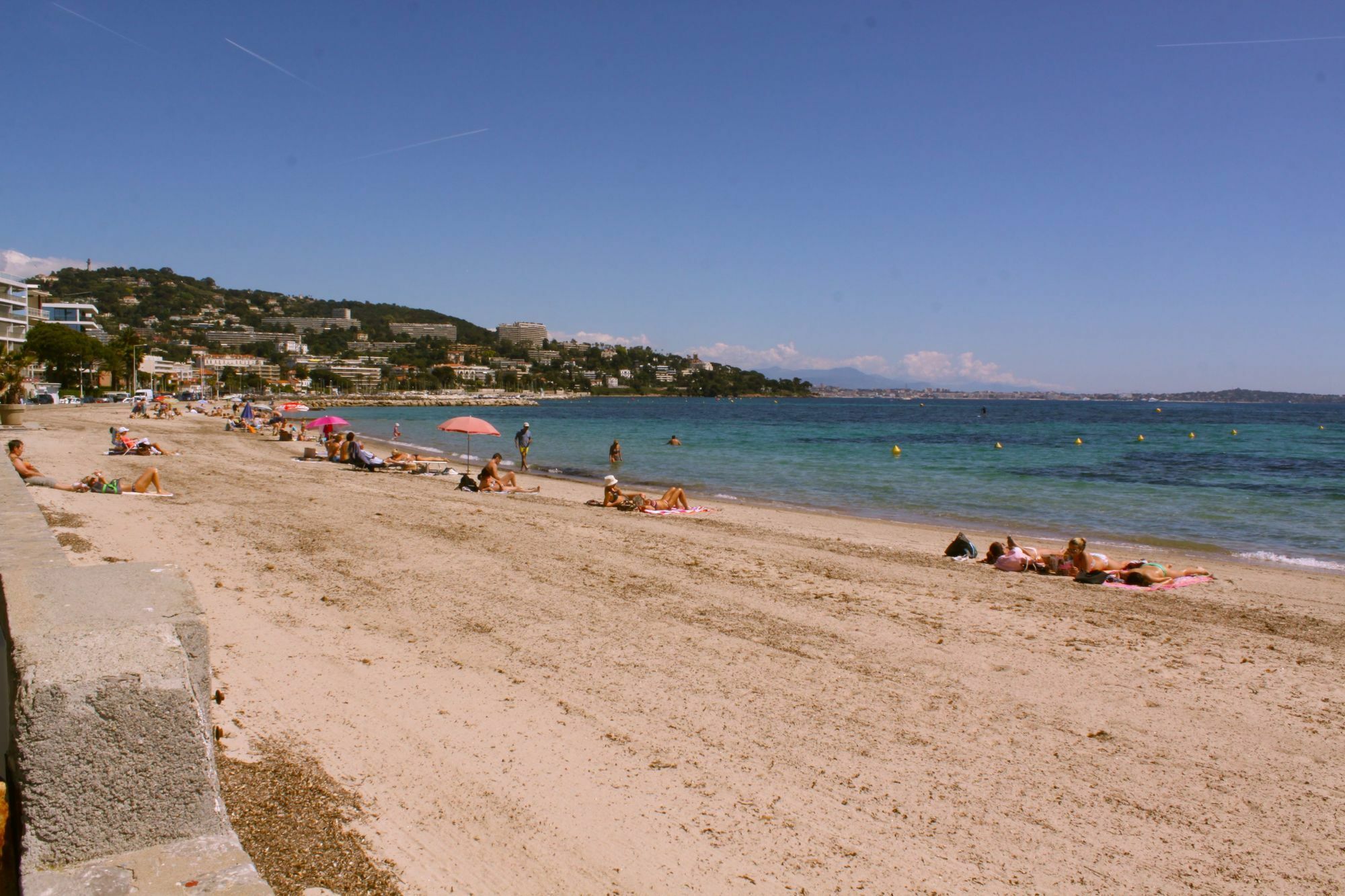 Cannes Bai Buitenkant foto